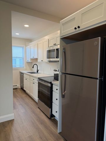 16-18 Mt Pleasant Street 2, Chelmsford, MA 01863