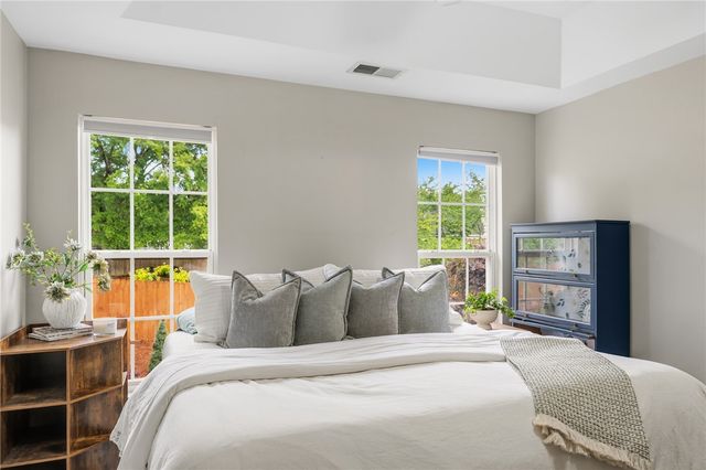 218 Spring Crossing Circle, Greer, SC 29650