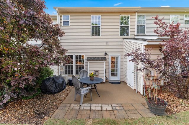 218 Spring Crossing Circle, Greer, SC 29650