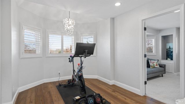 220 Hidden Valley Ln, Vacaville, CA 95688