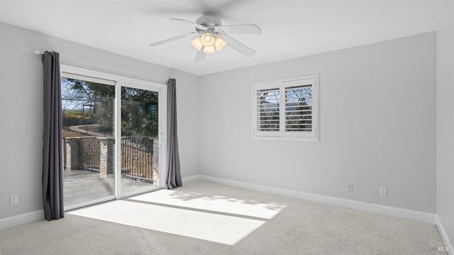 220 Hidden Valley Ln, Vacaville, CA 95688