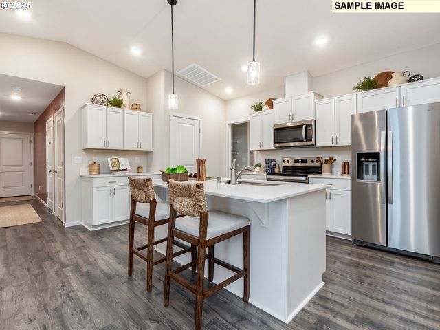 1609 Ne 122nd Ct, Vancouver, WA 98684