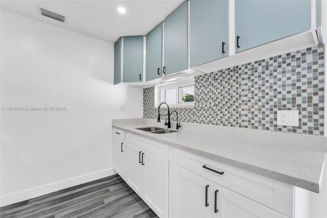 4917 SW 43rd Ter A, Dania Beach, FL 33314