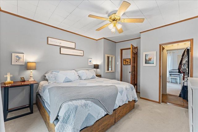 218 E DIVISION STREET, Kaukauna, WI 54130