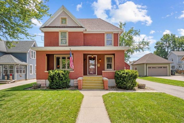 218 E DIVISION STREET, Kaukauna, WI 54130