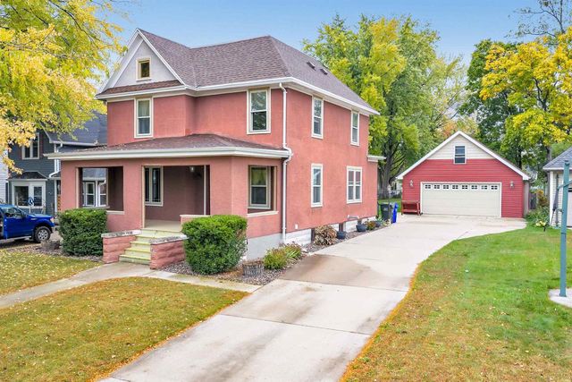 218 E DIVISION STREET, Kaukauna, WI 54130