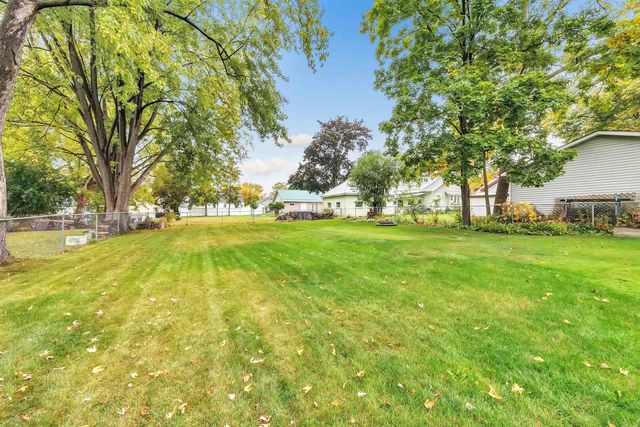 218 E DIVISION STREET, Kaukauna, WI 54130