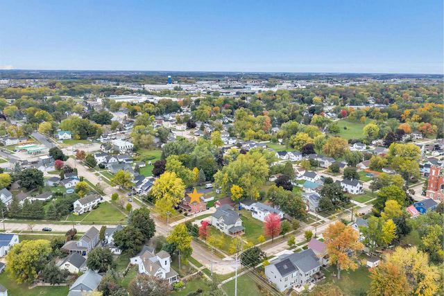 218 E DIVISION STREET, Kaukauna, WI 54130