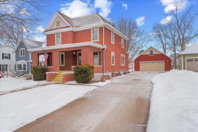 218 E DIVISION STREET, Kaukauna, WI 54130