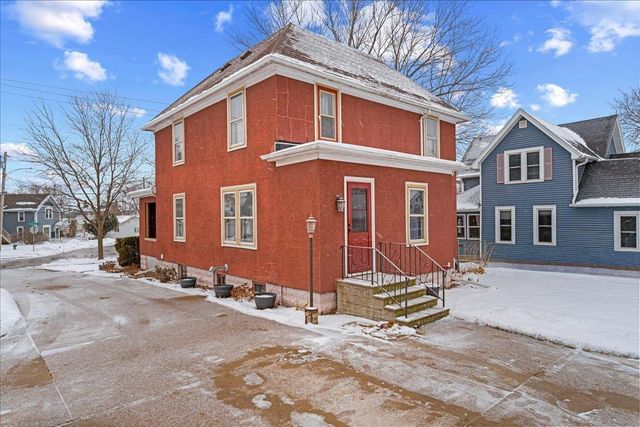 218 E DIVISION STREET, Kaukauna, WI 54130