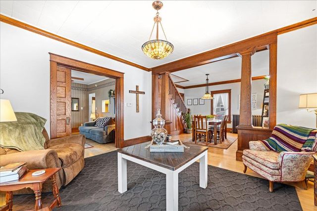 218 E DIVISION STREET, Kaukauna, WI 54130