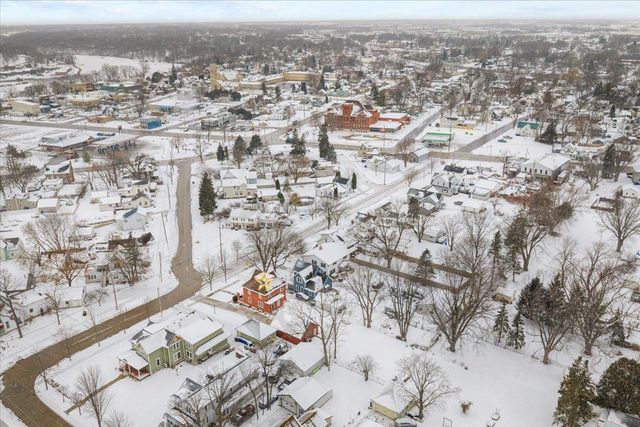 218 E DIVISION STREET, Kaukauna, WI 54130