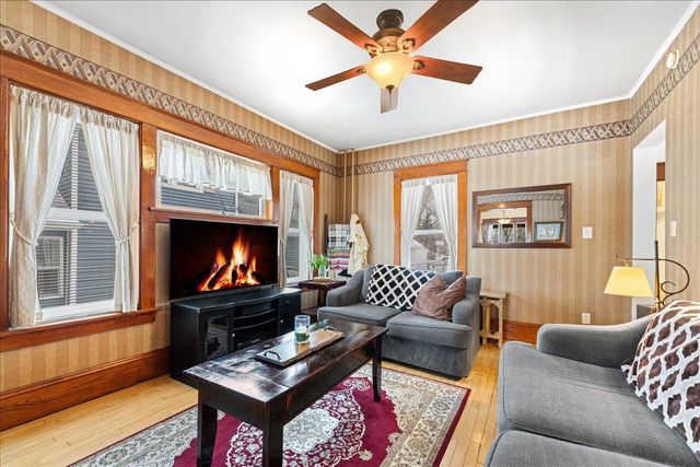 218 E DIVISION STREET, Kaukauna, WI 54130