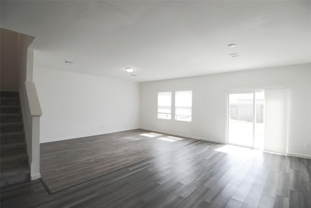 1052 Water Oak Lane, Brookshire, TX 77423