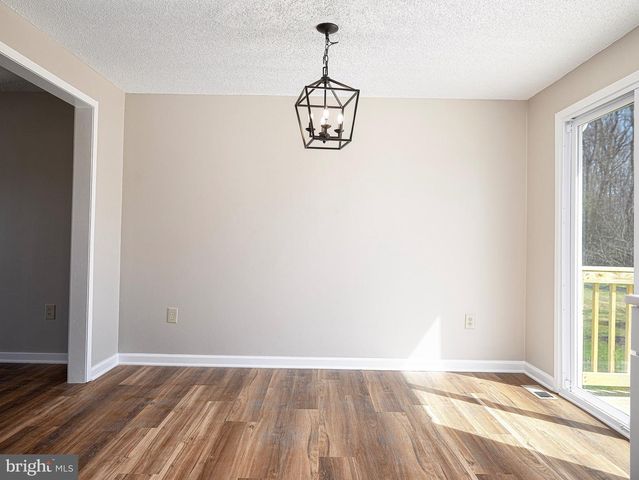 1811 CAPE MAY RD, Essex, MD 21221