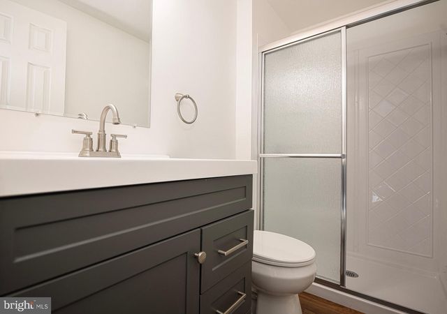 1811 CAPE MAY RD, Essex, MD 21221