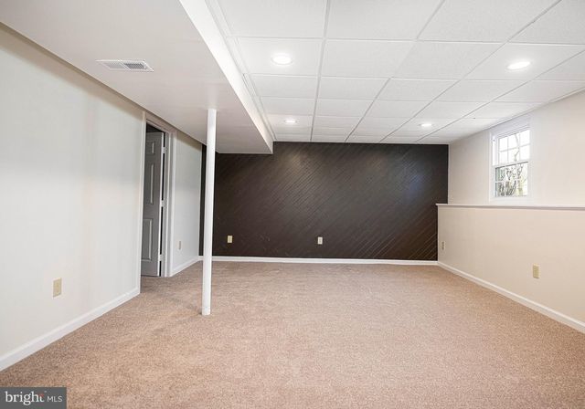 1811 CAPE MAY RD, Essex, MD 21221