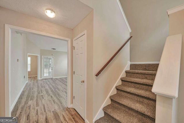 8239 Valley Bluff, Riverdale, GA 30274