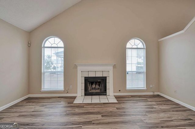 8239 Valley Bluff, Riverdale, GA 30274