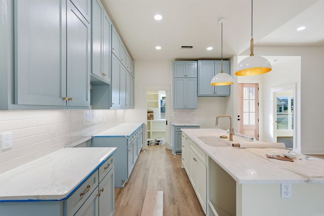 43 Sunset Boulevard, Morrilton, AR 72110