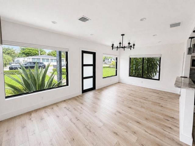 12341 NE 11th Court 12341, North Miami, FL 33161