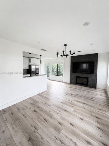 12341 NE 11th Court 12341, North Miami, FL 33161