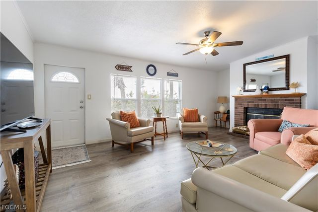 344 Pine LN, Clewiston, FL 33440