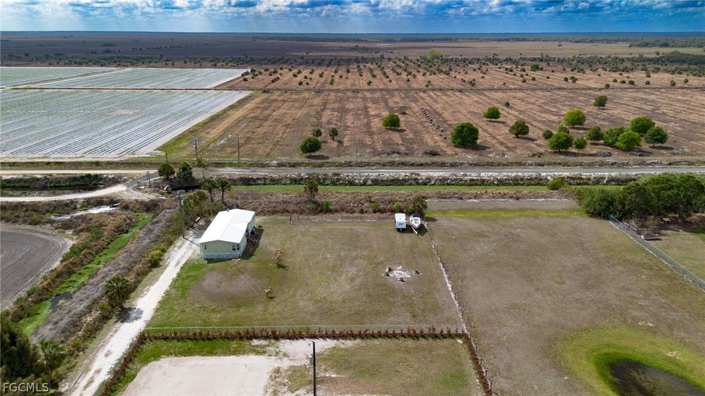 344 Pine LN, Clewiston, FL 33440