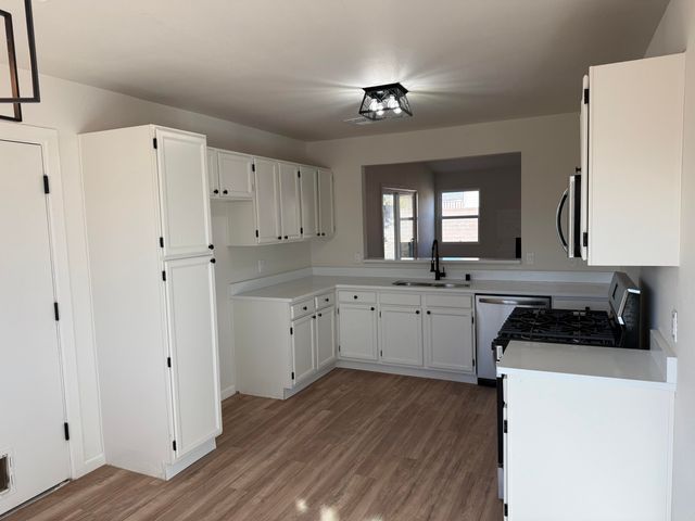 120 Marigold Drive SW, Rio Rancho, NM 87124