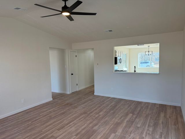 120 Marigold Drive SW, Rio Rancho, NM 87124