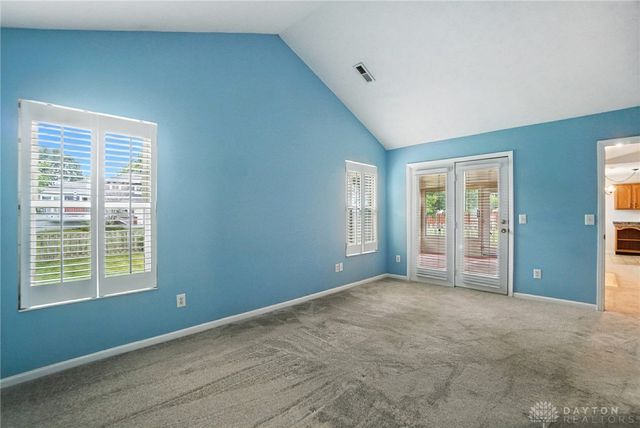 1615 Farrington Drive, Dayton, OH 45420