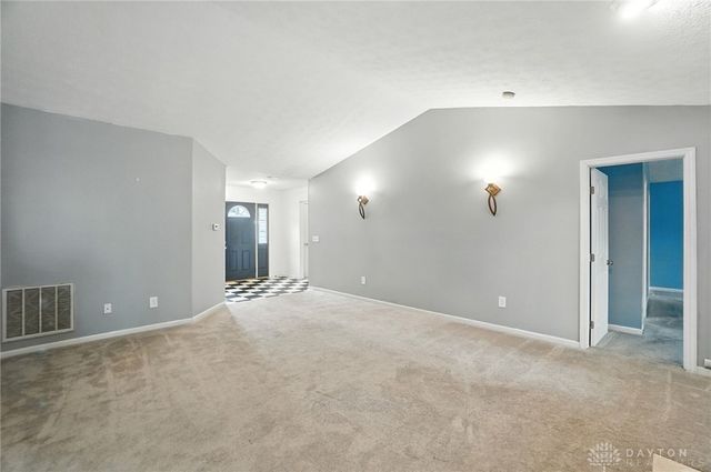 1615 Farrington Drive, Dayton, OH 45420