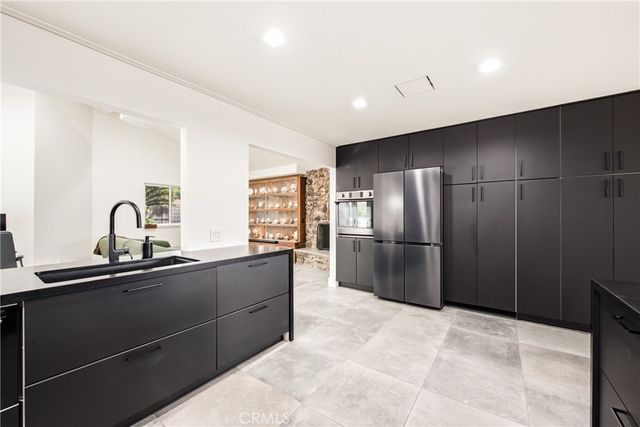 1464 Bedford, Camarillo, CA 93010