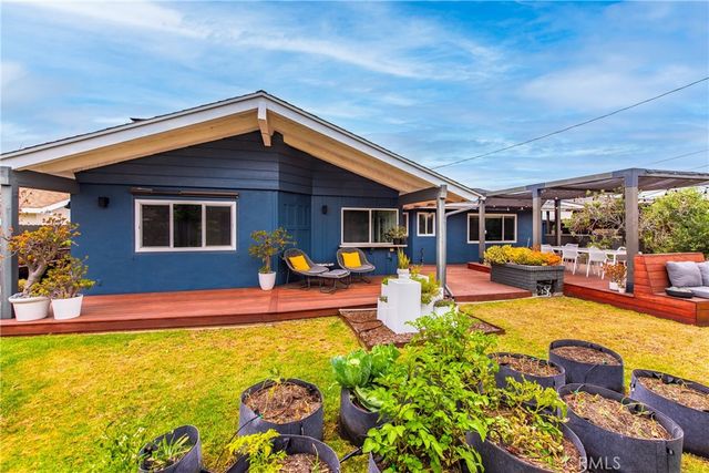 1464 Bedford, Camarillo, CA 93010