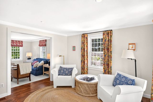 141 Point Hill Rd, Barnstable, MA 02668