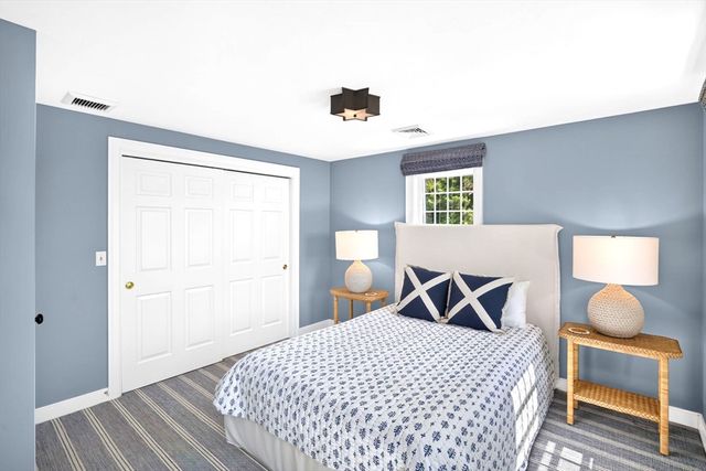 141 Point Hill Rd, Barnstable, MA 02668