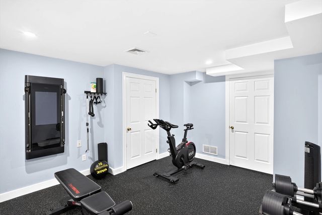 141 Point Hill Rd, Barnstable, MA 02668