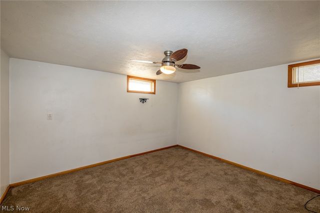 1260 Meadowview Lane, Amherst, OH 44001