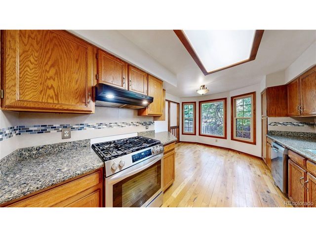 490 Cottonwood Ct, Broomfield, CO 80020