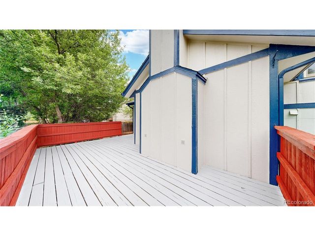 490 Cottonwood Ct, Broomfield, CO 80020