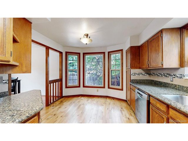 490 Cottonwood Ct, Broomfield, CO 80020