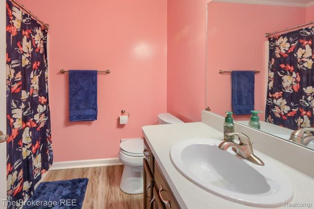 4391 Eagle Lane, Burton, MI 48519