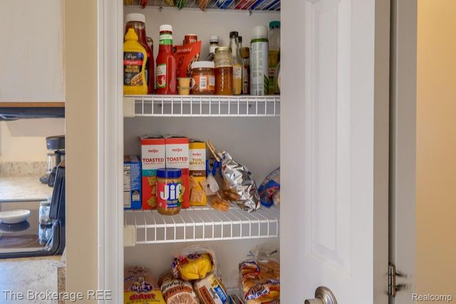 4391 Eagle Lane, Burton, MI 48519