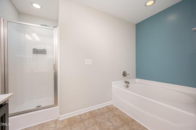 107 Deena Court, Mebane, NC 27302