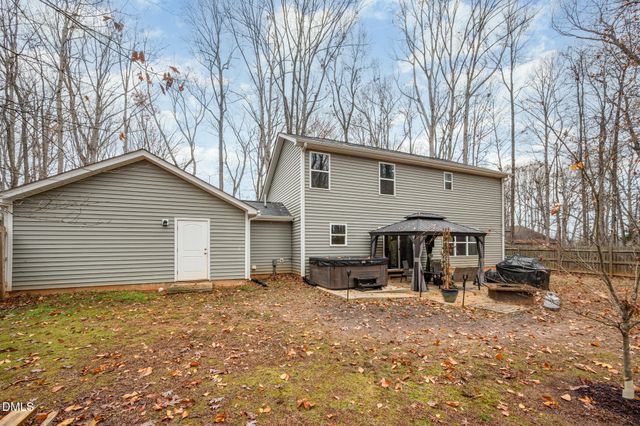 107 Deena Court, Mebane, NC 27302