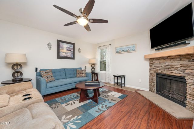 107 Deena Court, Mebane, NC 27302