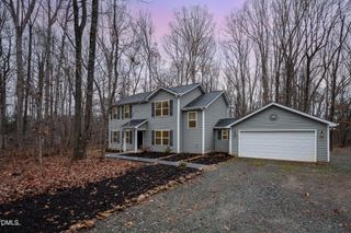 107 Deena Court, Mebane, NC 27302