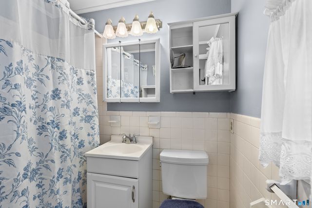 10 North Hearthstone Drive, Bethel, CT 06801