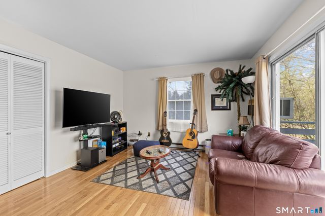 10 North Hearthstone Drive, Bethel, CT 06801