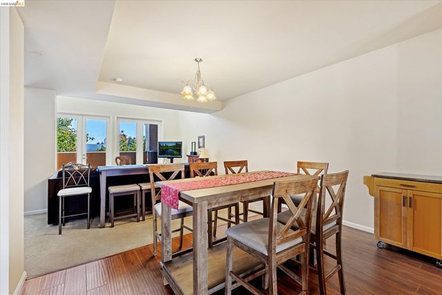 88 E 6Th St 215, Pittsburg, CA 94565